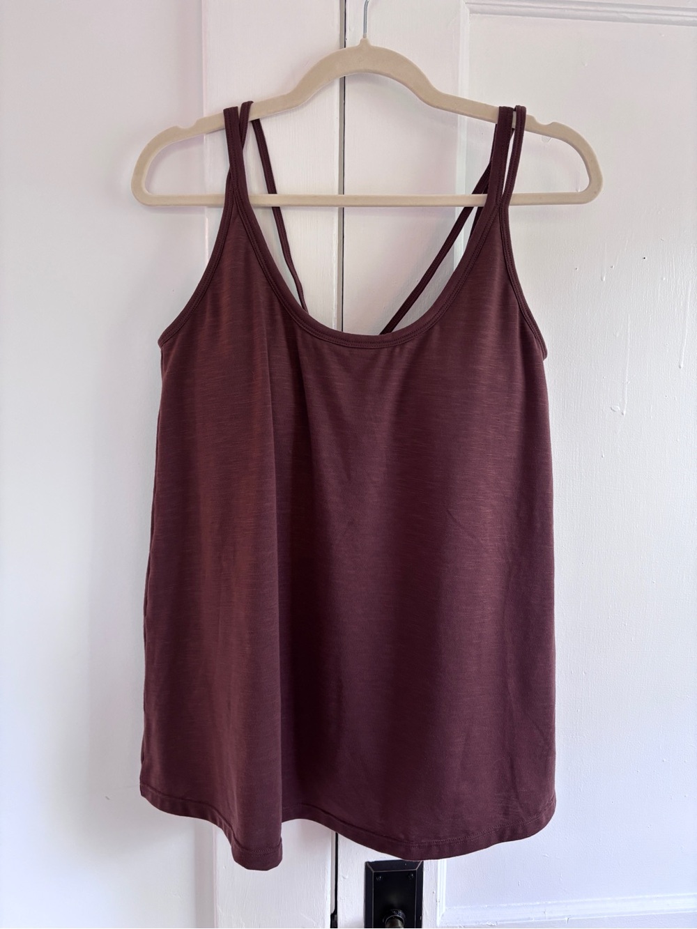 NWOT Halara Women's Double-Strap Tank Top with built-in bra